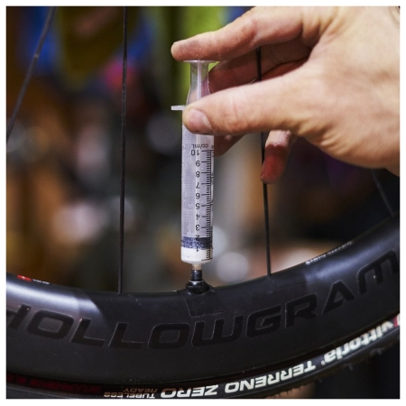 Carga De Liquido Tubeless
