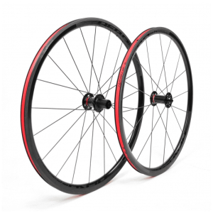Ruedas Retrospec 30mm - 700 Clincher - Carbono p/Herradura